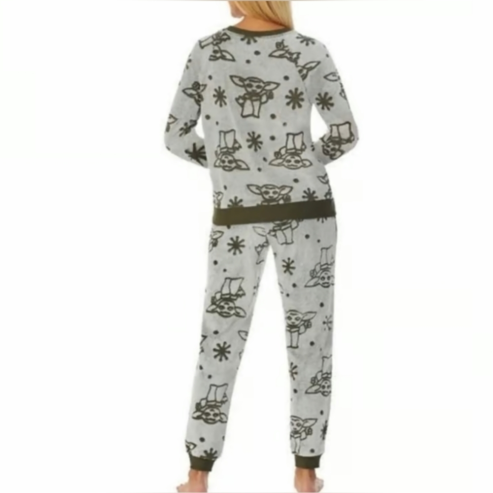 Women's Size XS Star Wars The Mandalorian 2pc Jogger Lounge Set Pajamas Disney - Picture 2 of 4